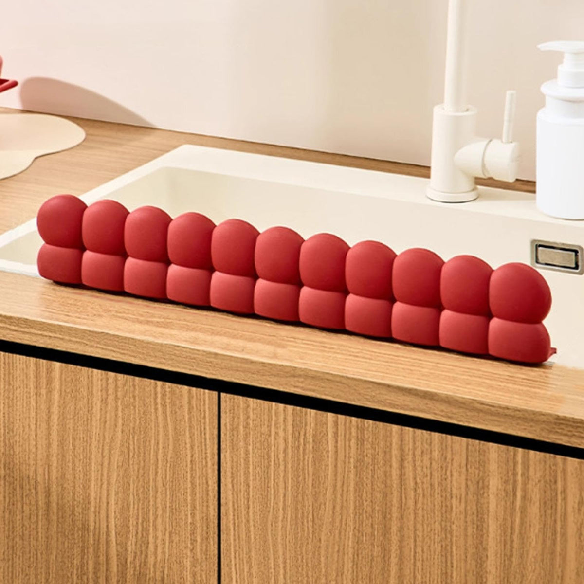 🔥HOT SALE 50% OFF🔥Kitchen Sink Splash Guard Protector Shield