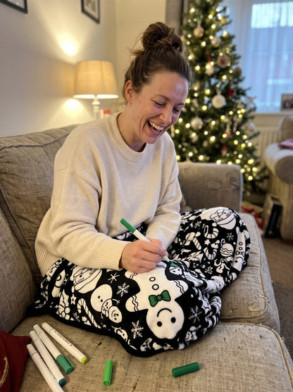 🎄 Color-Your-Own Christmas Fleece Blanket – Creative Holiday Activity + Fabric Markers